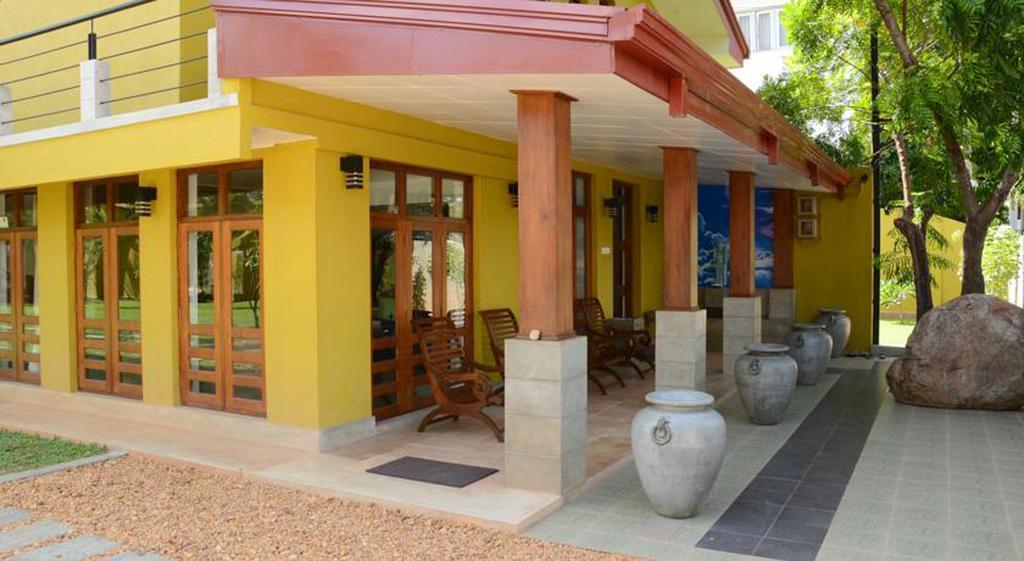 Inlak Garden Hotel Негомбо Экстерьер фото